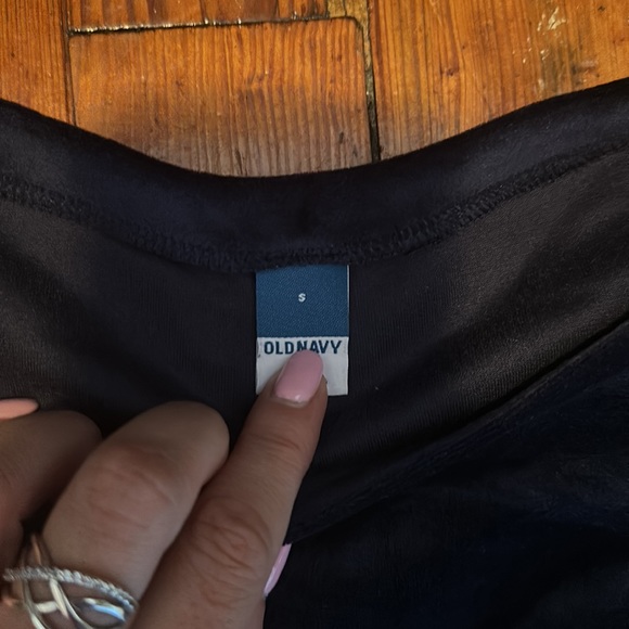 Navy blue old navy top - Picture 2 of 2